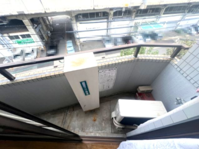 ジュネス六甲道のバルコニー