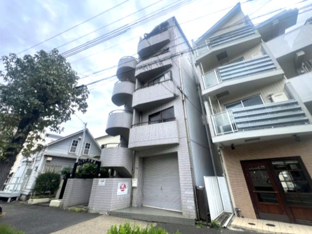 ジュネス六甲道の外観