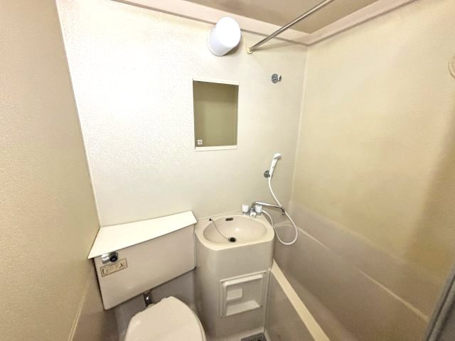 ダイドーメゾン岡本の独立洗面台