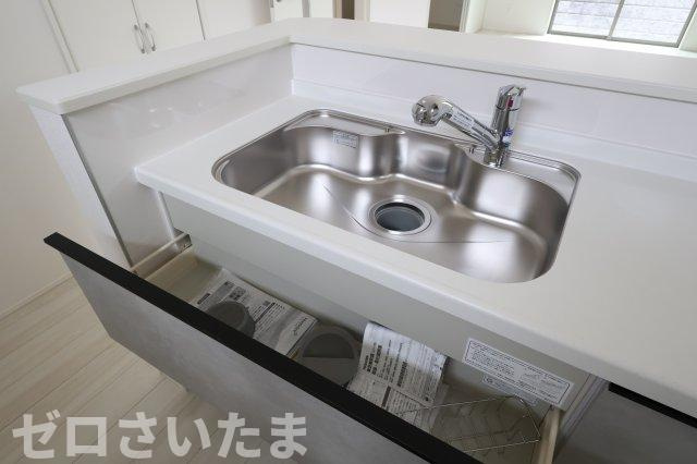 《仲介手数料無料》北区吉野町１丁目390-16新築一戸建てグラファーレのキッチン