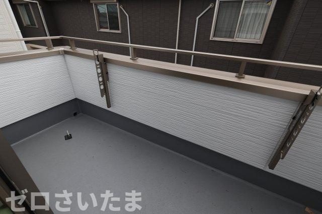 《仲介手数料無料》北区吉野町１丁目390-16新築一戸建てグラファーレのバルコニー