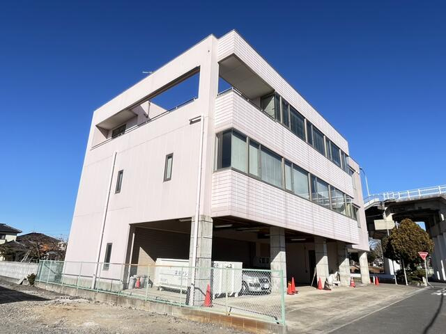 ひたちなか市西大島１丁目　倉庫付ビルの外観