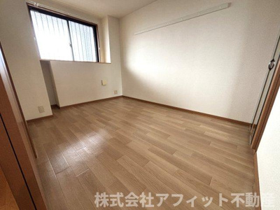 【その他】 | 愛瑠 | 洋室5.4帖
