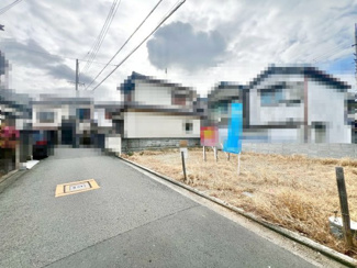 【前面道路含む現地写真】 | 磯上町５丁目　売土地 | 南海本線「忠岡」駅まで徒歩９分！毎日の通勤や通学に便利ですね！