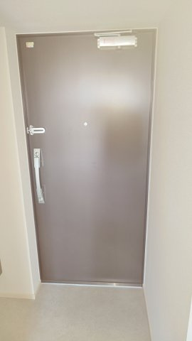 GENOVIA草加の玄関