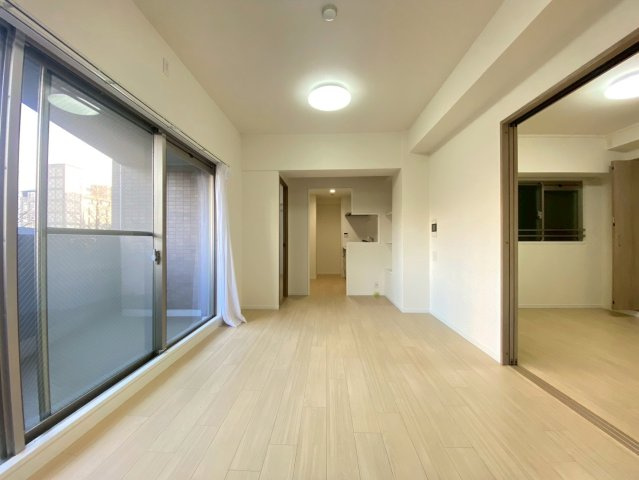 コスモ堀川寺之内の居間・リビング|現地（2026年1月末）撮影