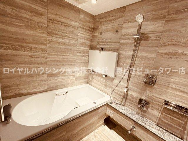 高級感のあるお風呂です