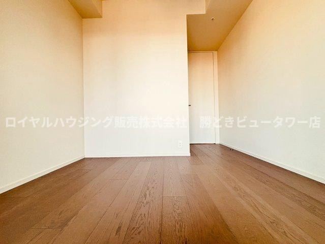 【寝室】