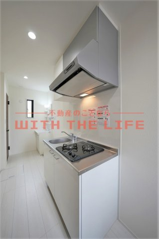 ジラソーレＫ【キャッシュバック対象物件】のキッチン|コンパクトなキッチンで掃除もラクラク