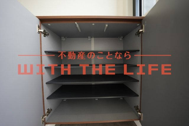 ジラソーレＫ【キャッシュバック対象物件】の収納|ちょっとした収納スペースも充実しています