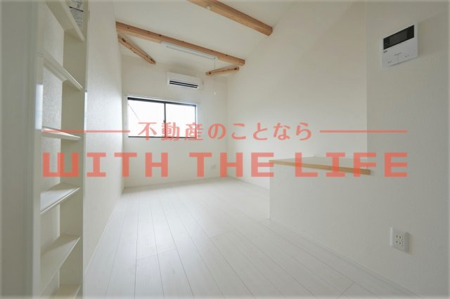 ジラソーレＫ【キャッシュバック対象物件】の洋室|明るい洋室です