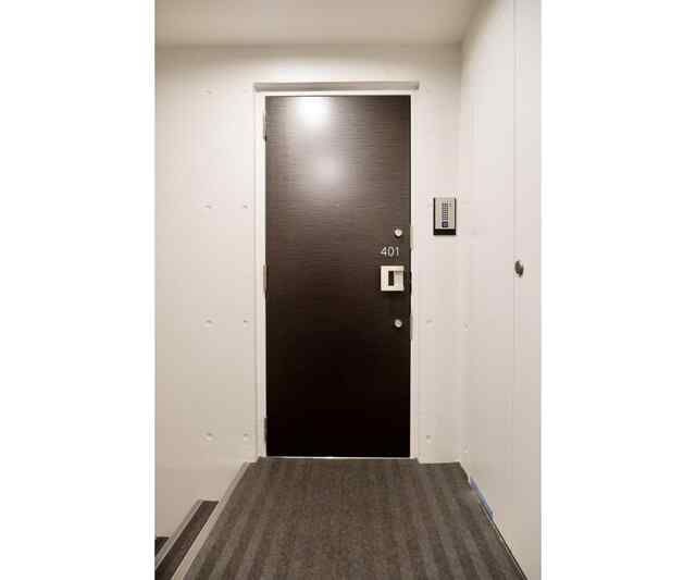 トライム早稲田鶴巻町の玄関