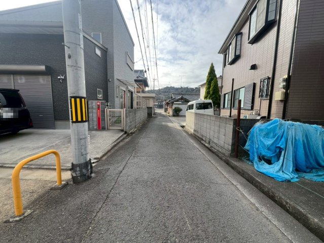和歌山市岩橋・土地・56965の前面道路含む現地写真