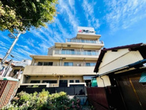 アイトー・ロワイヤル青横の画像