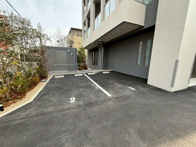 【駐車場】 | Moruan Residence