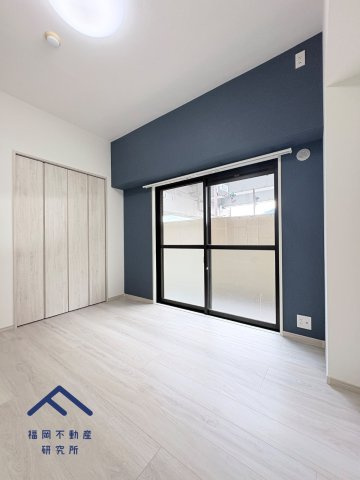 エクレール片江の洋室