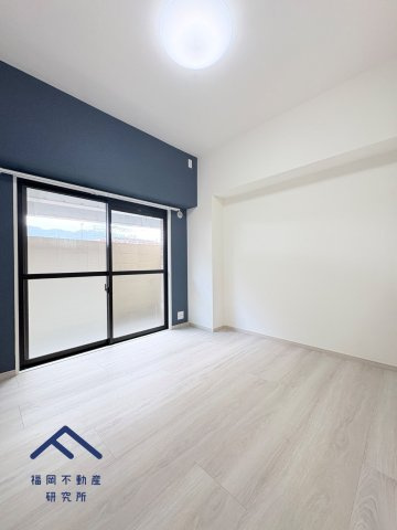 エクレール片江の洋室