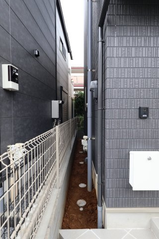 《仲介手数料無料》上尾市谷津１丁目10-20新築一戸建てハートフルタウンの外観