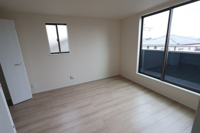 《仲介手数料無料》上尾市谷津１丁目10-20新築一戸建てハートフルタウンの洋室|3階 7帖