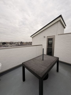 【バルコニー】 | さいたま市南区大谷口　貸戸建