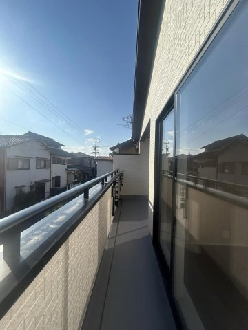 【仲介手数料無料／愛西市】ブルーミングガーデン　愛西市諸桑町東浦　新築戸建のバルコニー