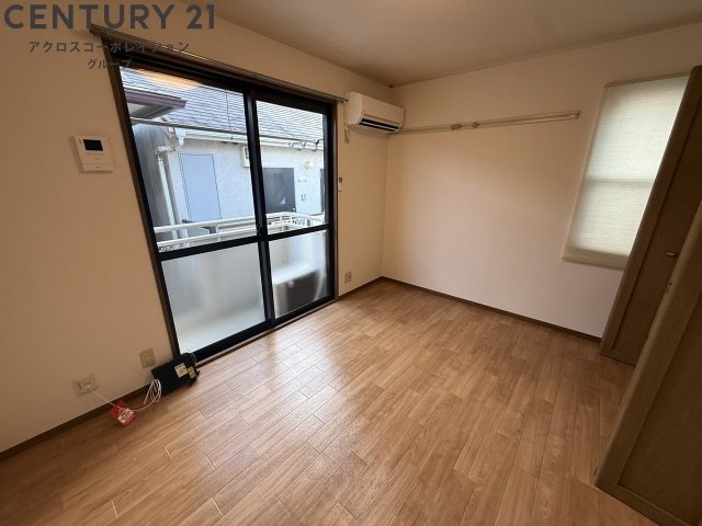 床色が明るい色合いで、とてもきれいです。
