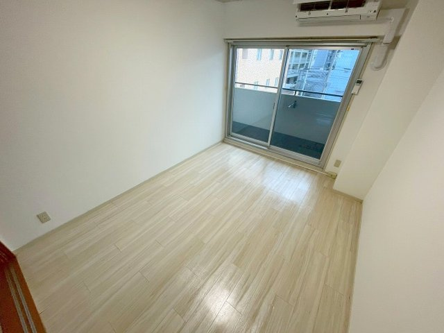 サンロイヤルハイツの寝室