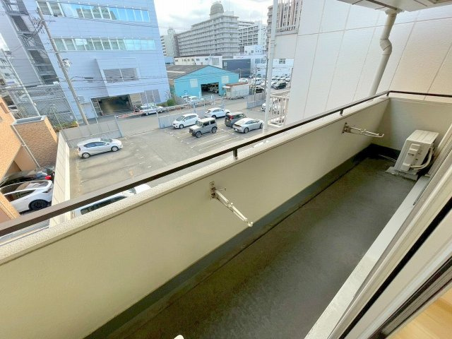 サンロイヤルハイツのバルコニー