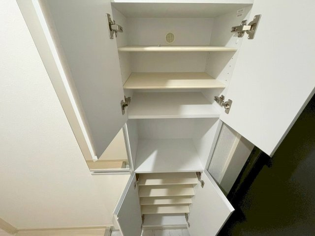 サンロイヤルハイツの収納