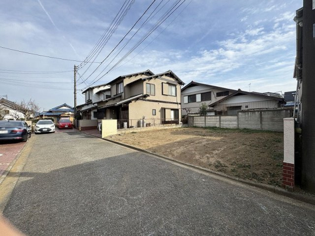 【前面道路含む現地写真】 | 川越市寺尾　建築条件付売地　全1区画　(ふじみ野店) | 周辺環境も併せてご案内いたします。
お気軽にお問い合わせください！