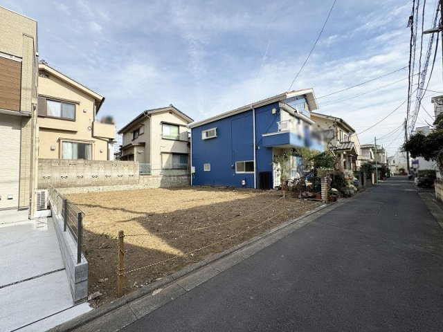 【外観】 | 富士見市鶴瀬西3丁目　建築条件付売地　全1区画　(ふじみ野店) | 南西側約4.0mに接道しています！