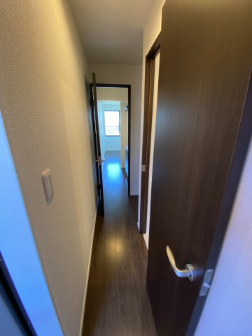 ベイルーム西横濱Ⅰの玄関