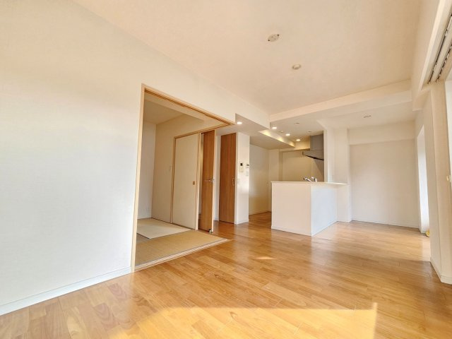 【居間・リビング】の画像