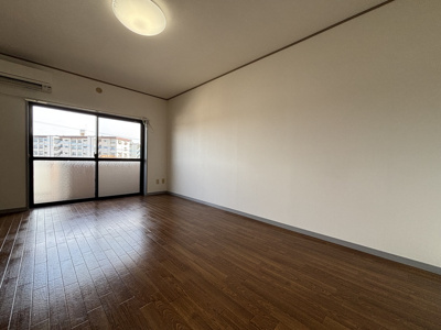 【居間・リビング】 | グレースコート