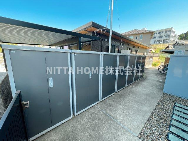 コンフォート石原のその他共用部分|外部トランクは無料で使用OK◎