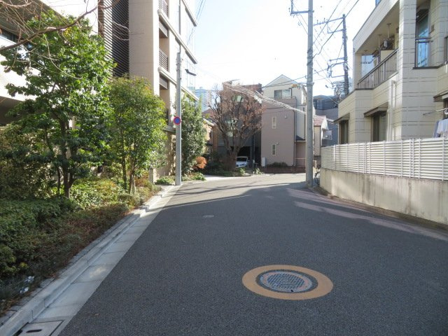 中野区東中野１丁目のビル