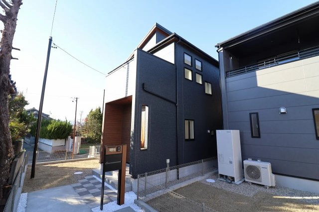 【仲介手数料無料／愛西市】ブルーミングガーデン愛西市諸桑町郷城　新築戸建②