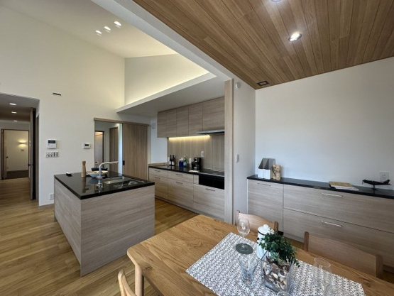 【居間・リビング】 | 伊東市川奈　戸建