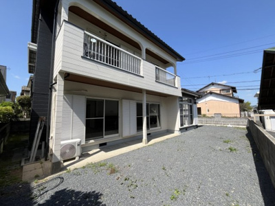【庭】 | リフォーム住宅 | 日当たりが良好のお庭です♪
家庭菜園が趣味の方いかがですか？