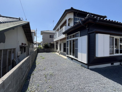 【庭】 | リフォーム住宅 | 隣家との間隔も広いです♪

