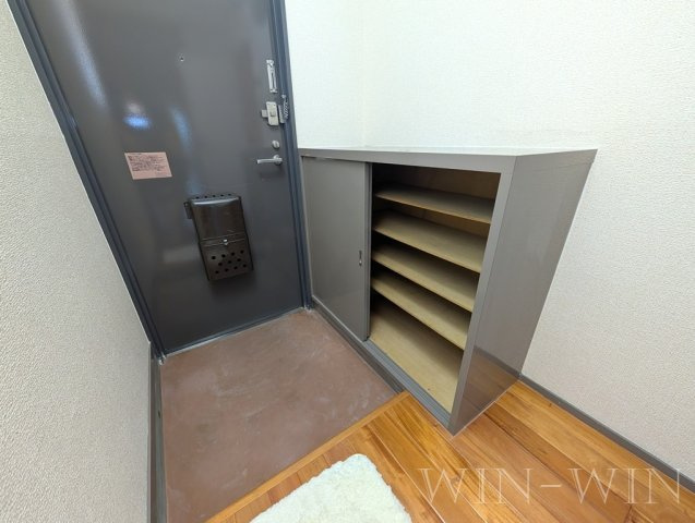 ユトリロ牧野の玄関|イメージ（同建物内別部屋の写真です）