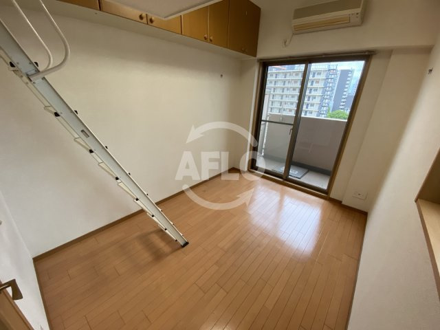 エステムコート梅田茶屋町デュアルスペースの洋室|エステムコート梅田茶屋町デュアルスペース　洋室