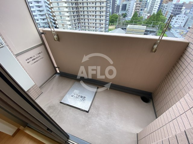 エステムコート梅田茶屋町デュアルスペースのバルコニー|エステムコート梅田茶屋町デュアルスペース　バルコニー