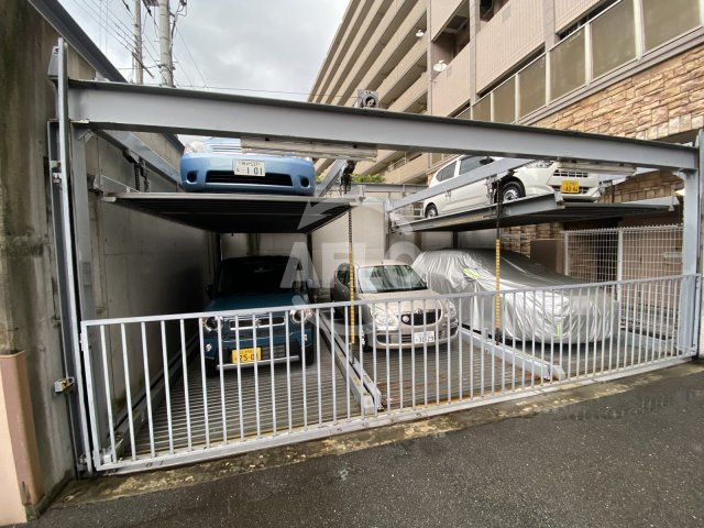 エステムコート梅田茶屋町デュアルスペースの駐車場|エステムコート梅田茶屋町デュアルスペース　駐車場