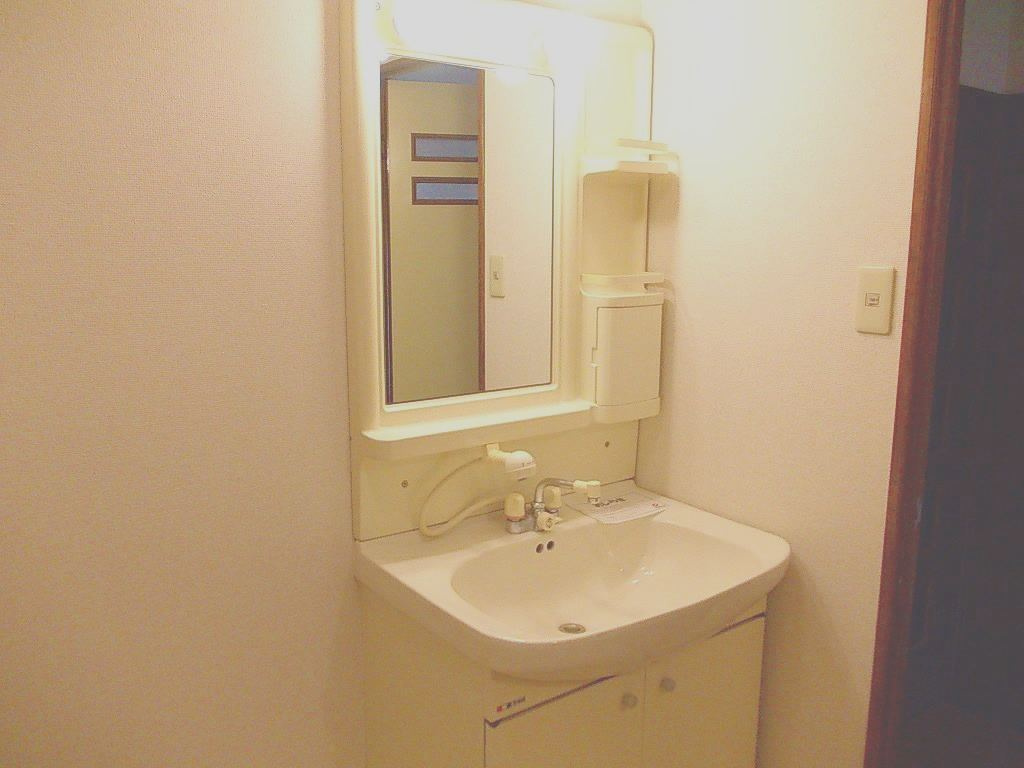 アレグレーセ千代田の独立洗面台