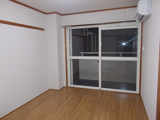 アレグレーセ千代田の洋室