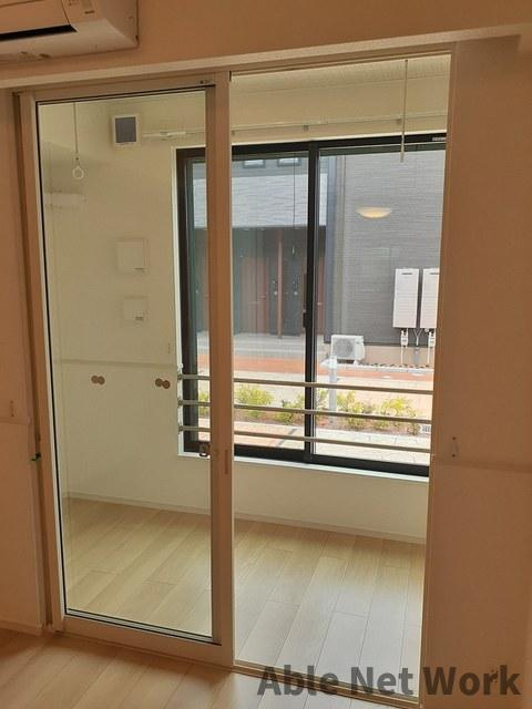 アベニール Vのバルコニー|サンルーム完備