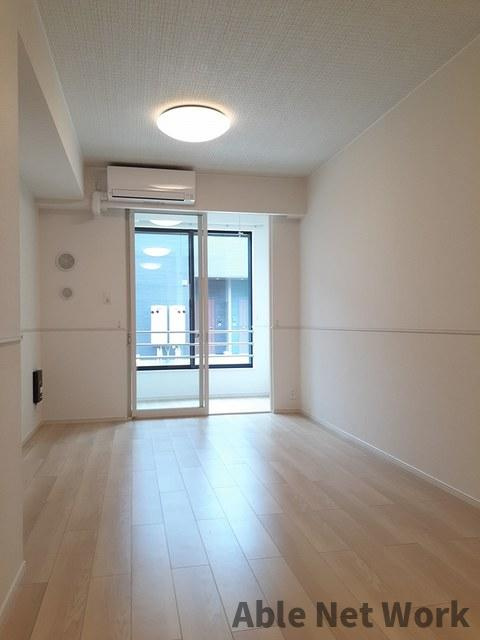 アベニール Vの居間・リビング|13.3帖のLDK