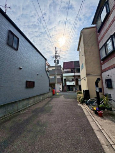 守口市高瀬町の前面道路含む現地写真