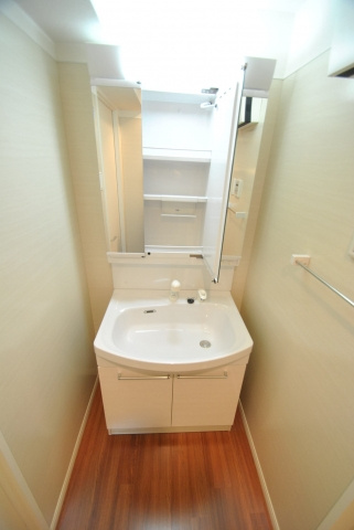 ポルタフォルトゥーナの洗面所|同タイプ　イメージ写真